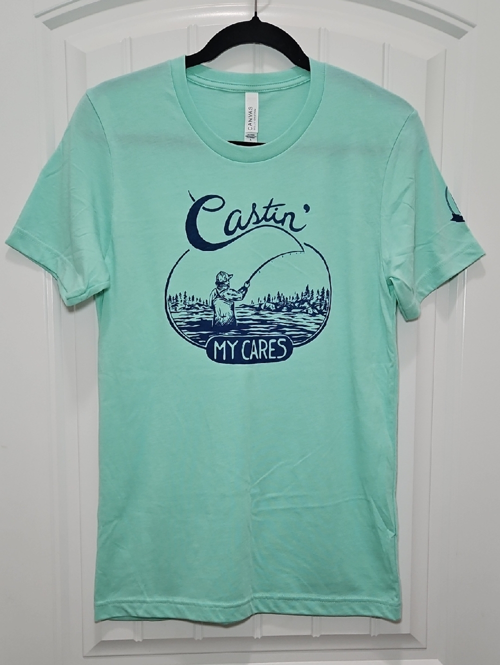 Mason Jar Label Boutique Castin' My Cares Graphic Print T-shirt New Small